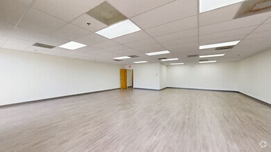 7041 Grand National Dr, Orlando, FL à louer Numérisation 3D Matterport– Image 1 sur 4