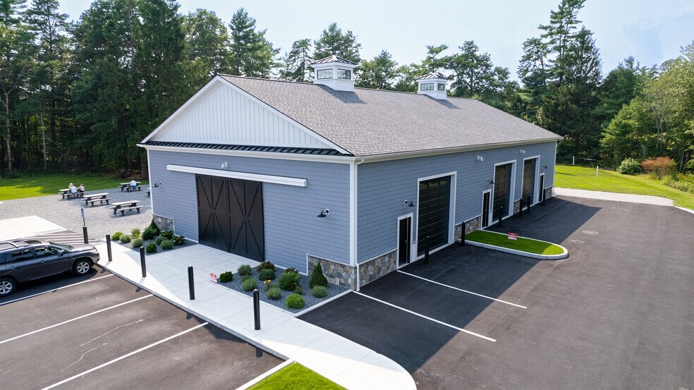 287 Tremont St, Carver, MA à louer - Photo de l’immeuble – Image 3 sur 12