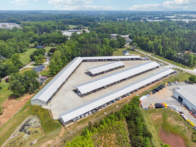 4302 Mcbrayer Rd, Oakwood, GA à vendre - Photo de l’immeuble – Image 3 sur 17