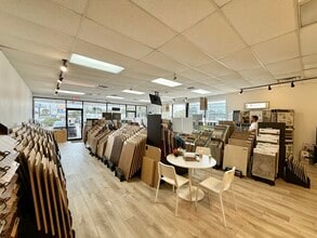 10214-10230 Atlantic Blvd, Jacksonville, FL à louer Photo intérieure– Image 2 sur 5