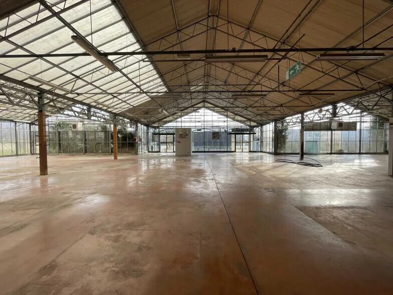 Local commercial dans Chambly à vendre - Photo de l’immeuble – Image 2 sur 9