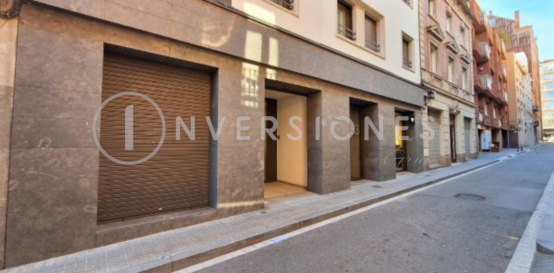 Bureaux/Local commercial dans Barcelone, Barcelona à louer Photo de l’immeuble– Image 1 sur 5