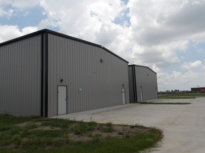 5152 Logans Run, Harlingen, TX à louer - Photo de l’immeuble – Image 2 sur 14