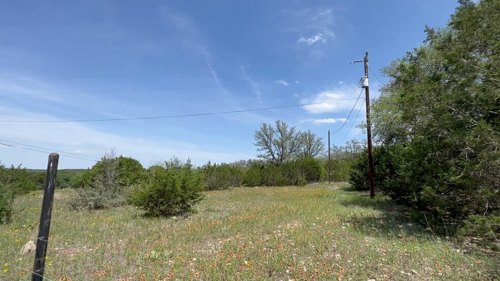 139 Bee Hive rd, Hunt, TX à vendre - Vidéo sur l’annonce professionnelle – Image 2 sur 10