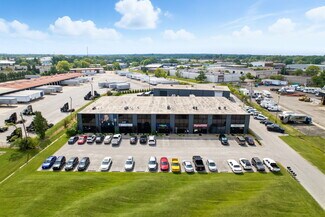 Plus de détails pour 9822-9826 Bluegrass Pky, Louisville, KY - Local d’activités à vendre