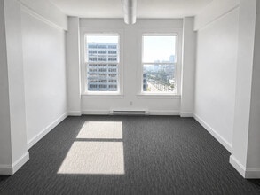 16-18 N Marengo Ave, Pasadena, CA à louer Photo intérieure– Image 2 sur 6