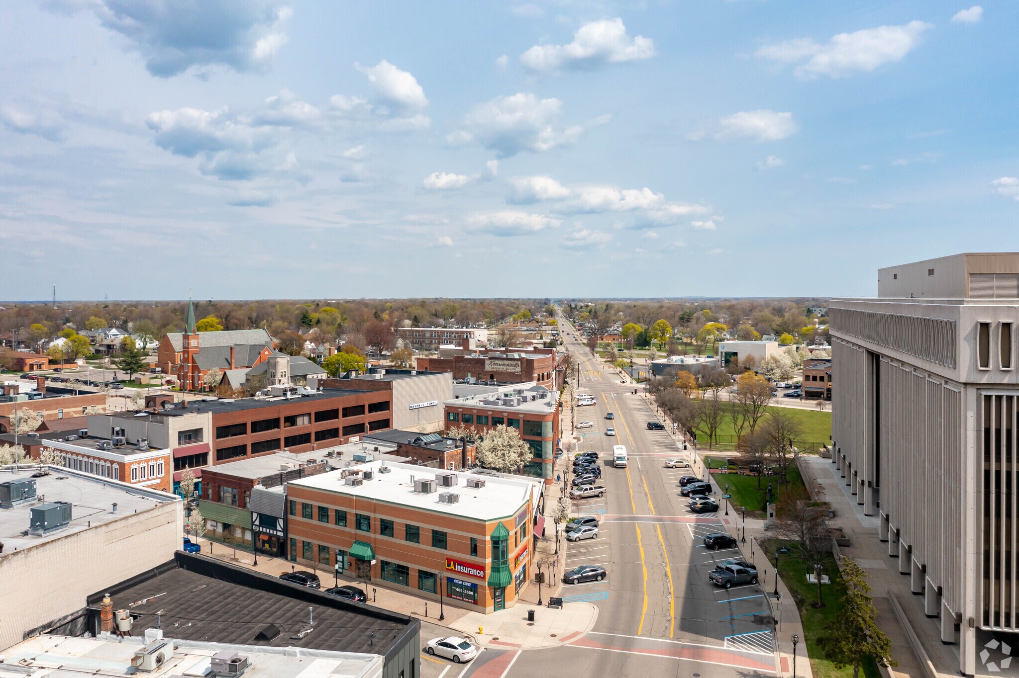 40-42 Macomb Pl, Mount Clemens, MI à louer Aérien– Image 1 sur 4
