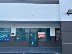 10815 NW 27th Ave, Miami, FL à louer Photo intérieure– Image 1 sur 1