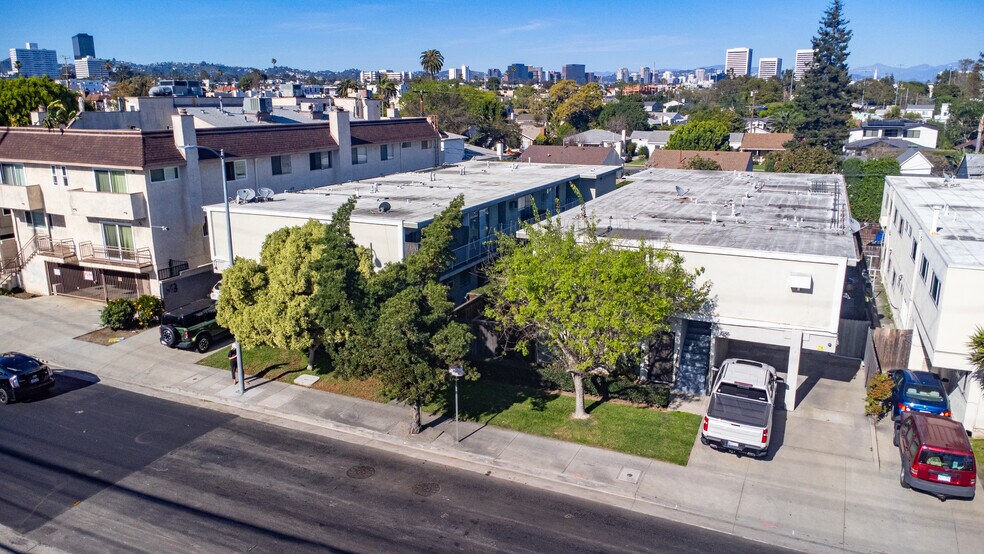 1850 & 1856 S Bundy Drive Portfolio portefeuille de 2 biens à vendre sur LoopNet.fr - Photo de l’immeuble – Image 3 sur 31