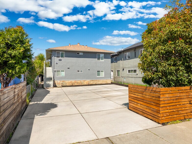 1533 Julia St, Berkeley, CA à vendre - Photo de l’immeuble – Image 3 sur 25