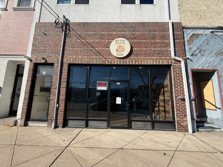 16 E Washington Ave, Washington, NJ à louer - Photo de l’immeuble – Image 1 sur 7