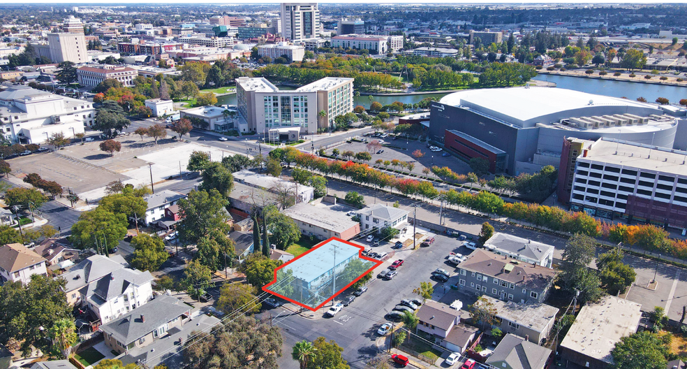 248 W Oak St, Stockton, CA à vendre - Photo principale – Image 1 sur 8