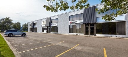 16204-16240 116 Av NW, Edmonton, AB à louer Photo de l’immeuble– Image 1 sur 10