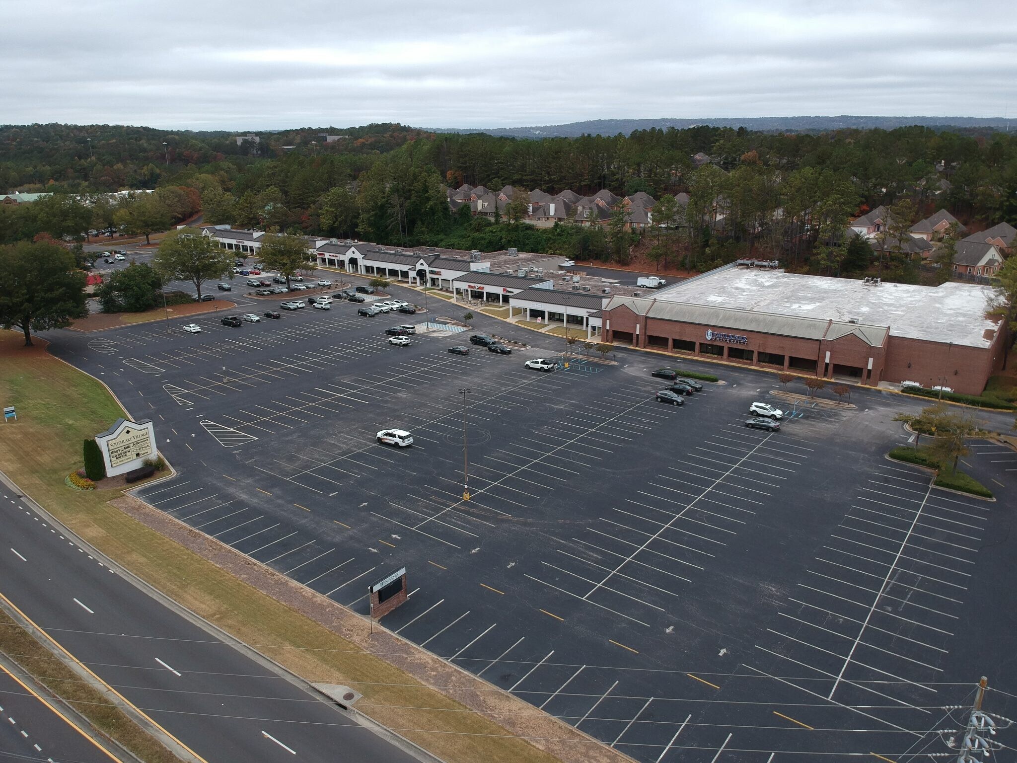 4524 Southlake Pky, Birmingham, AL à louer Photo principale– Image 1 sur 8