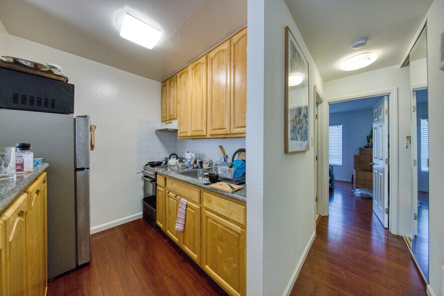 1670 Hayes St, San Francisco, CA à vendre - Photo de l’immeuble – Image 3 sur 9