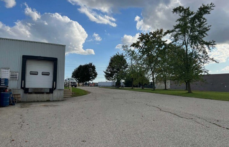 59 Montclair Dr, Woodstock, ON à vendre - Photo de l’immeuble – Image 3 sur 7