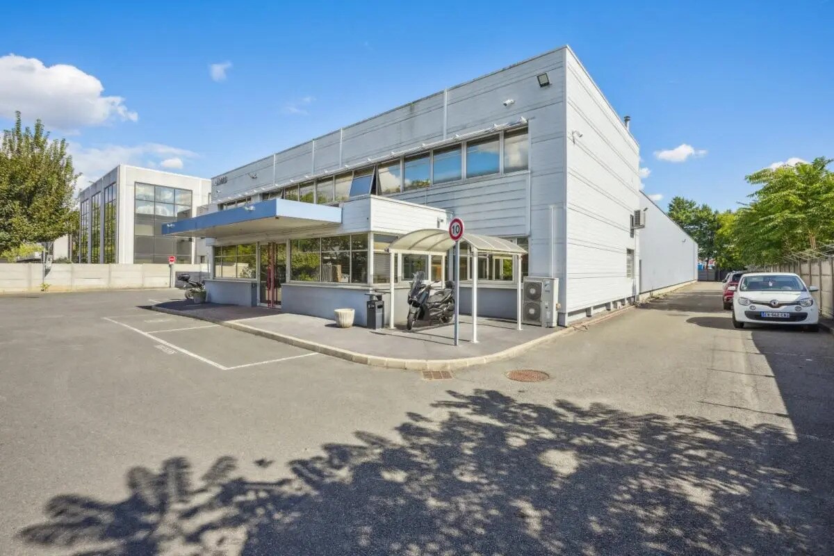 16 Rue Thomas Edison, Gennevilliers à louer Photo de l’immeuble– Image 1 sur 16