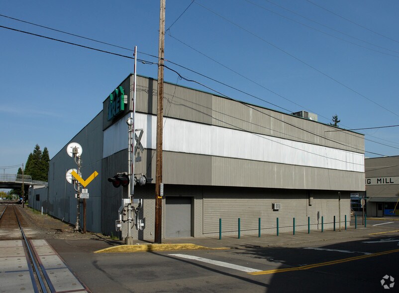 450 W 3rd Ave, Eugene, OR à louer - Photo de l’immeuble – Image 3 sur 53
