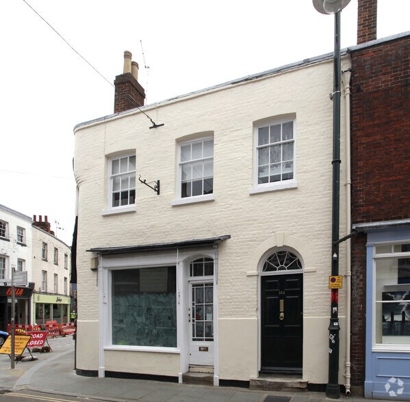 32 Palace St, Canterbury à louer - Photo de l’immeuble – Image 2 sur 3