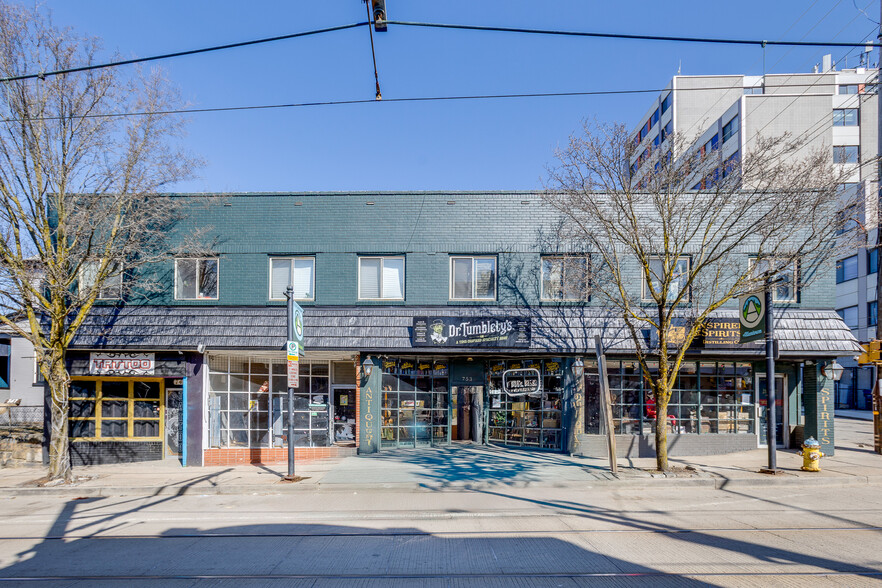 749-755 E Warrington Ave, Pittsburgh, PA à louer - Photo de l’immeuble – Image 1 sur 31