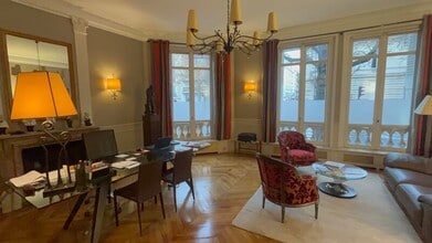 139 Boulevard Malesherbes, Paris à louer Photo intérieure– Image 1 sur 13