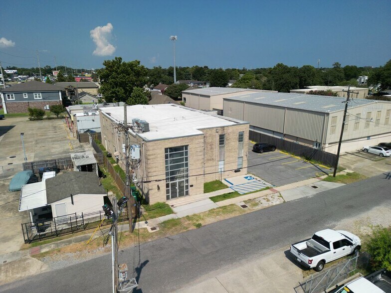 118 Giuffrias Ave, Metairie, LA à louer - Photo de l’immeuble – Image 2 sur 21