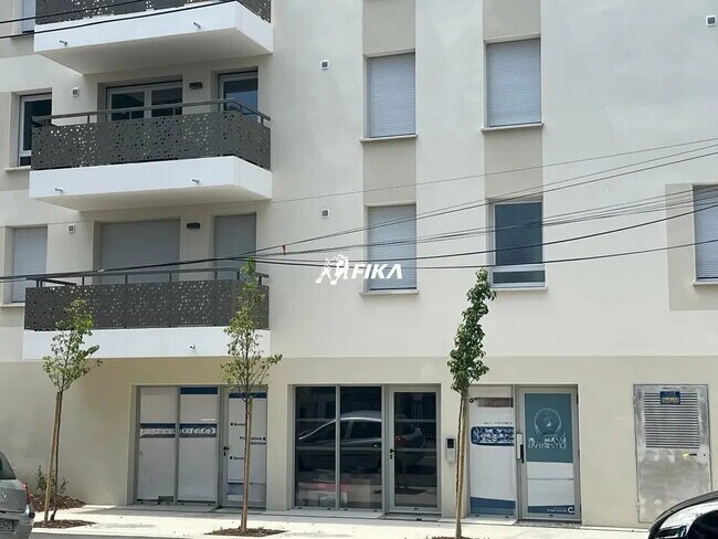 Plus de détails pour Local commercial à vendre