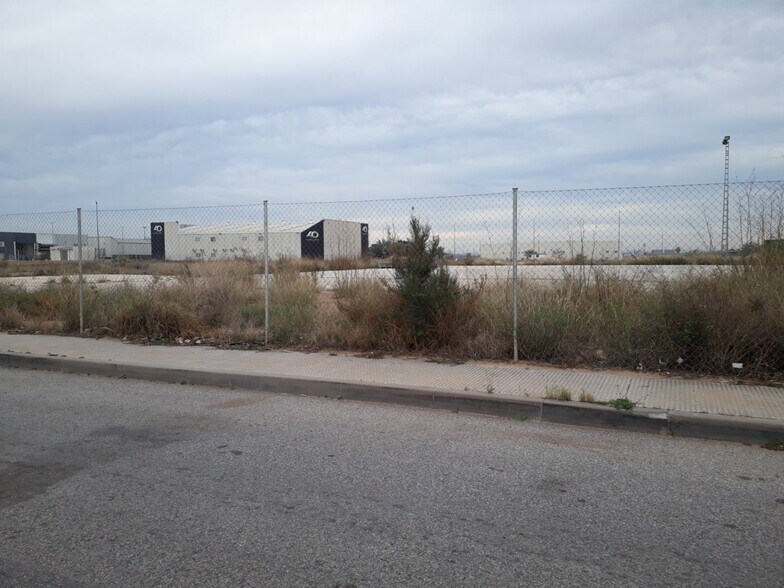 Industriel/Logistique dans Albatera à vendre - Photo de l’immeuble – Image 2 sur 5