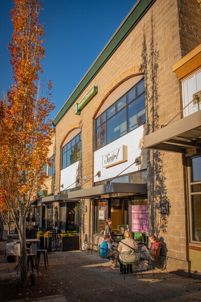 7726 Center Blvd SE, Fall City, WA à louer - Photo de l’immeuble – Image 3 sur 9