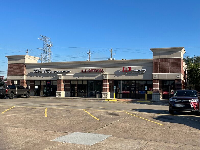 2400 Gessner Rd, Houston, TX à louer - Photo de l’immeuble – Image 1 sur 5