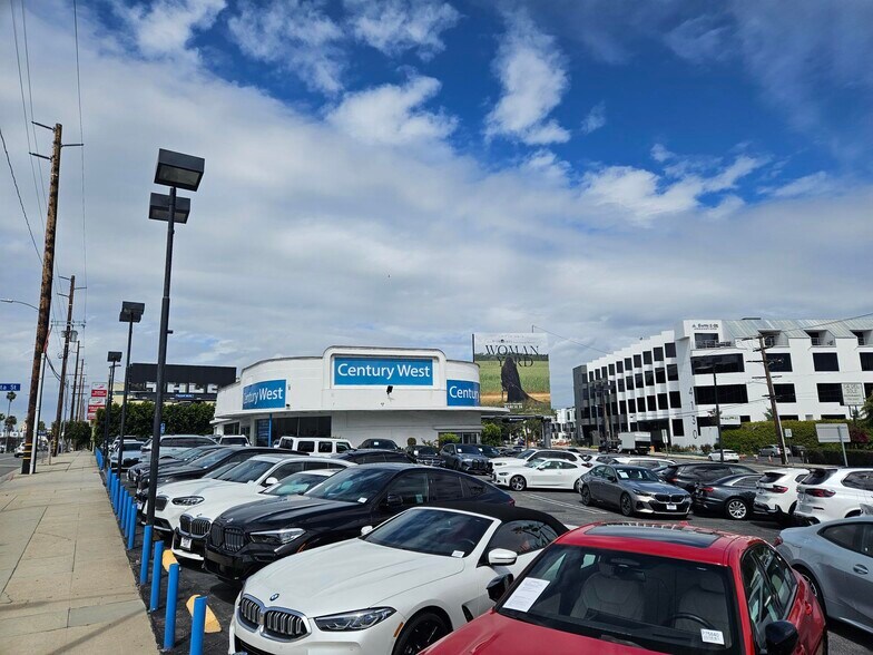 4100 Lankershim Blvd, North Hollywood, CA à louer - Photo de l’immeuble – Image 2 sur 8