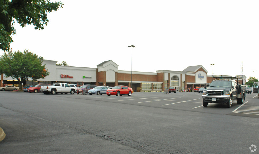 915-999 Hardy Rd, Vinton, VA à louer - Photo de l’immeuble – Image 3 sur 5