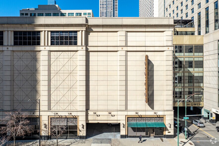 55 E Grand Ave, Chicago, IL à louer - Photo de l’immeuble – Image 3 sur 6