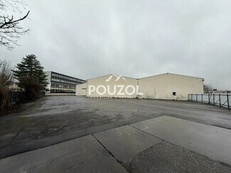 Plus de détails pour Local d'activités à louer