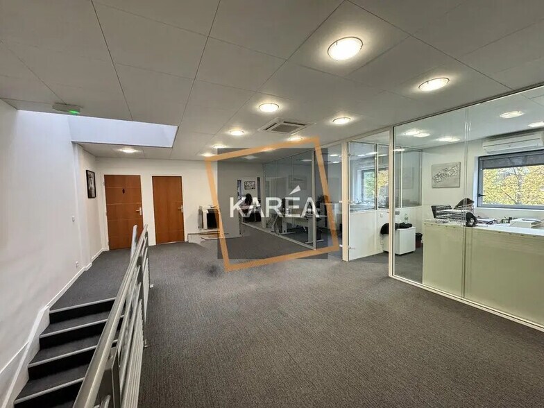 Bureau dans Serris à louer - Photo de l’immeuble – Image 2 sur 5