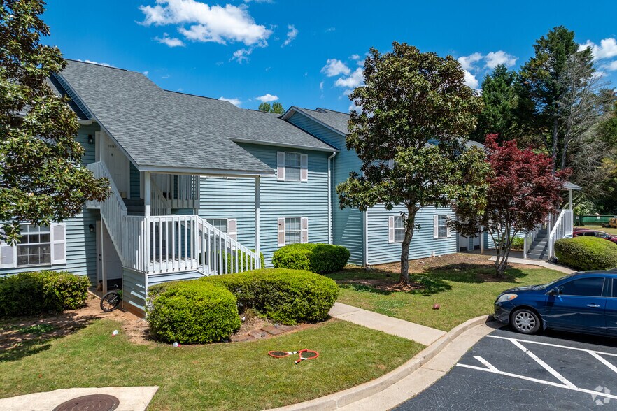 10238 Fieldcrest Walk, Covington, GA à vendre - Photo de l’immeuble – Image 2 sur 20