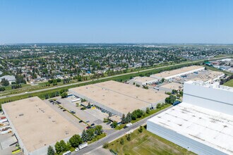 2726 45th Ave SE, Calgary, AB - VUE AÉRIENNE  vue de carte - Image1