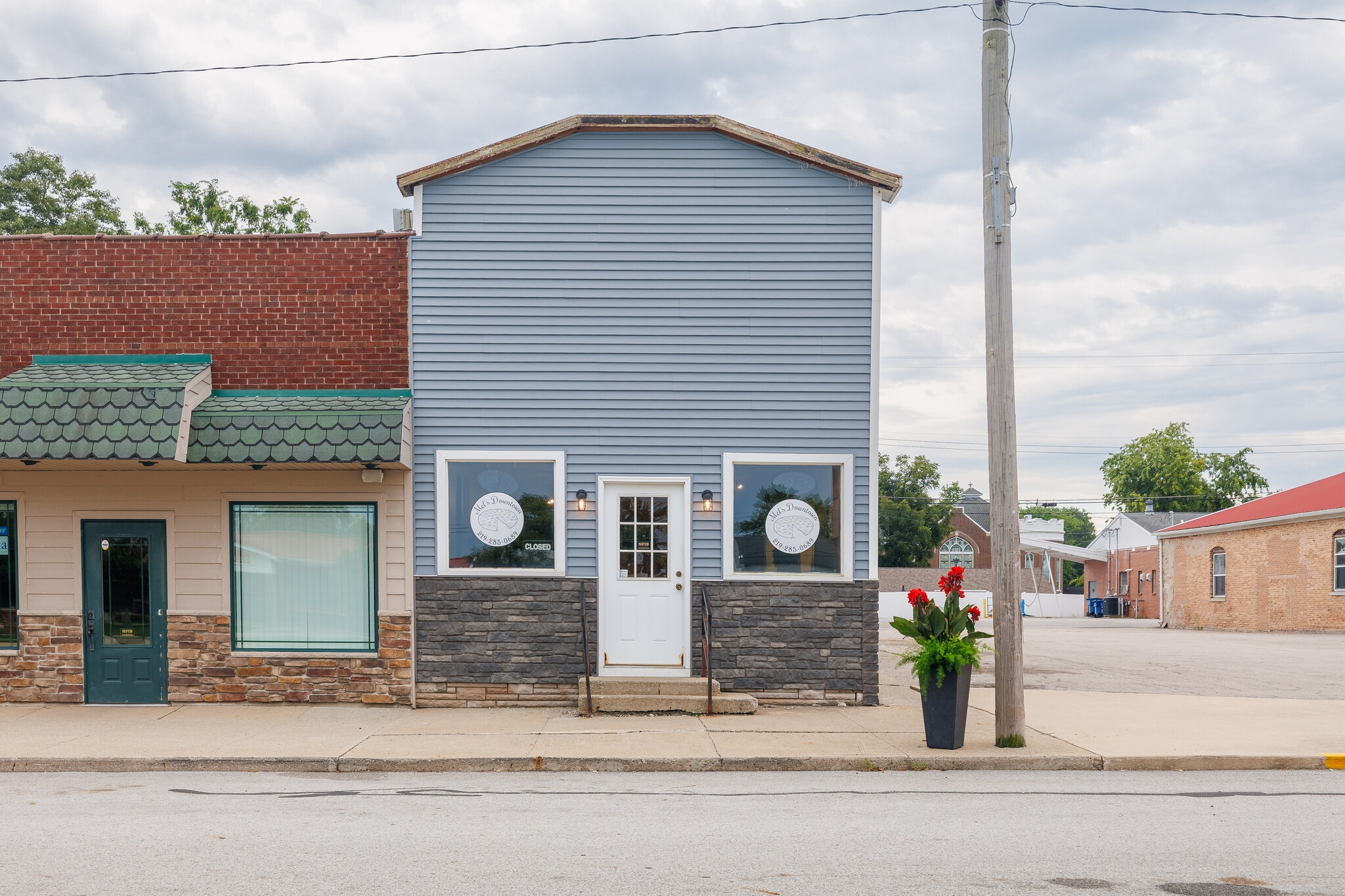 215 E State St, Morocco, IN à vendre Photo principale– Image 1 sur 18