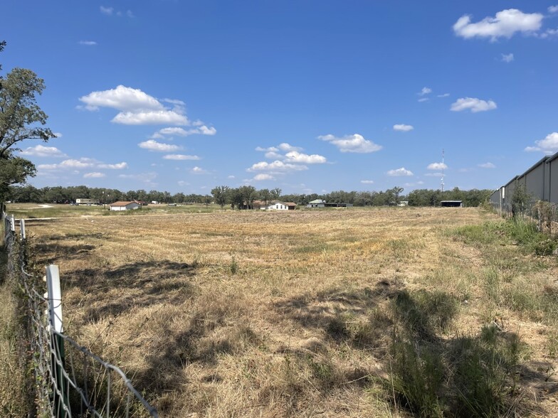 1612 State Highway 71 W, Cedar Creek, TX à louer - Autre – Image 1 sur 2