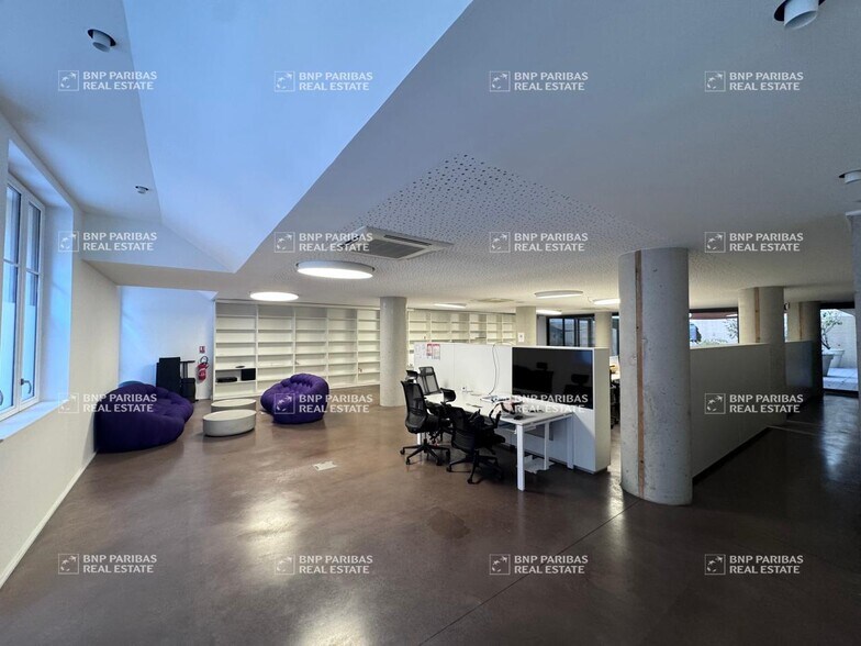 Bureau dans Marseille à louer - Photo de l’immeuble – Image 3 sur 14