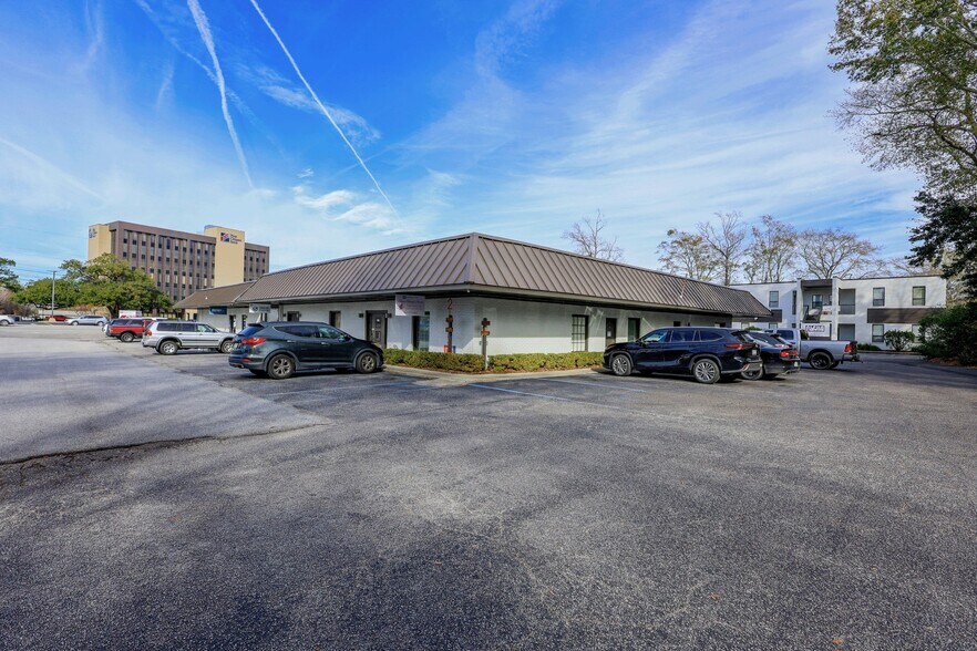 ASHLEY OFFICE PARK-2165-2185 Ashley Phos portefeuille de 6 biens à vendre sur LoopNet.fr - Photo de l’immeuble – Image 3 sur 13