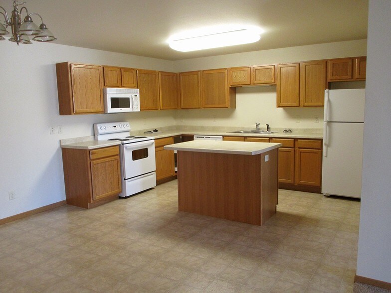 5180 Lincoln Rd, Lincoln, ND à vendre - Photo intérieure – Image 2 sur 8