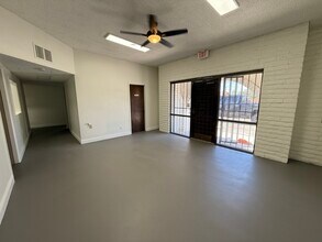 449-457 E 4th Pl, Mesa, AZ à louer Photo intérieure– Image 1 sur 26