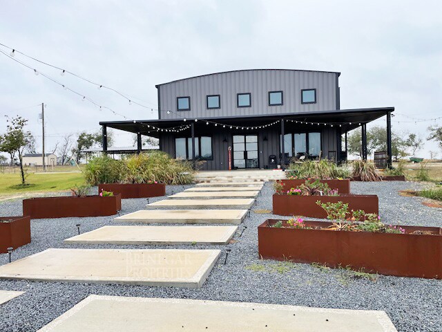 2051 County Road 105, Hutto, TX à vendre - Photo principale – Image 1 sur 3