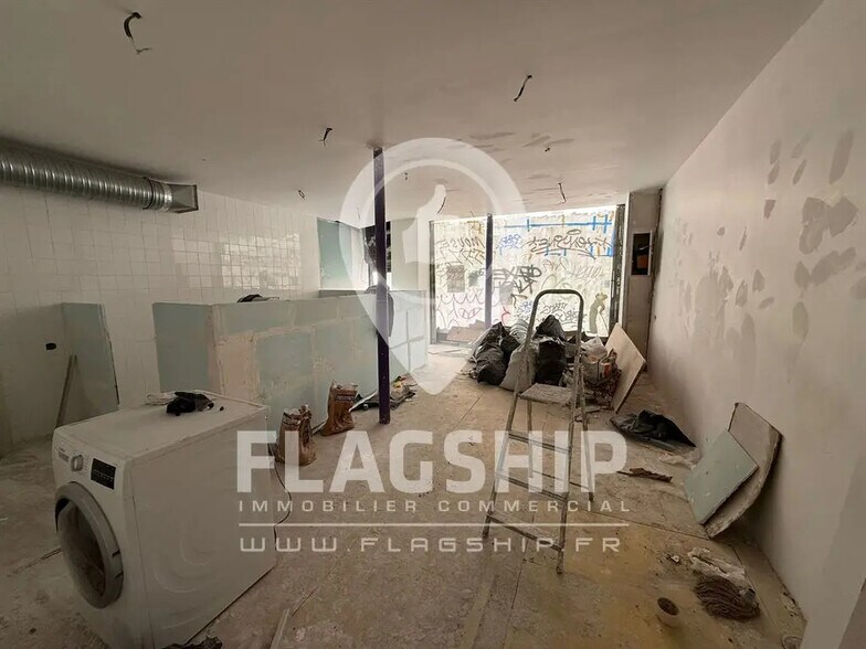 Local commercial dans Paris à louer - Photo intérieure – Image 2 sur 9