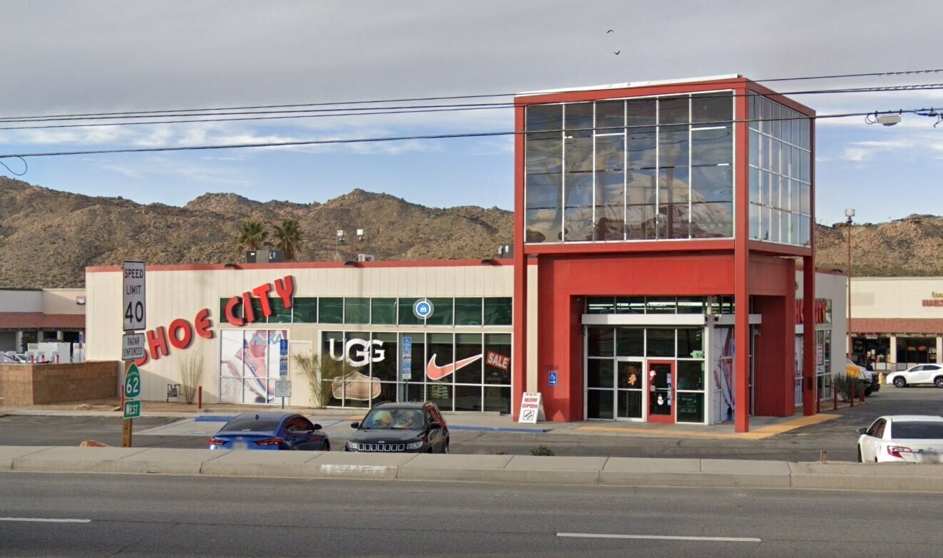57258 29 Palms Hwy, Yucca Valley, CA à louer Photo de l’immeuble– Image 1 sur 5