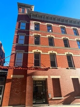 47 Elm St, New Haven, CT à louer Photo intérieure– Image 1 sur 11