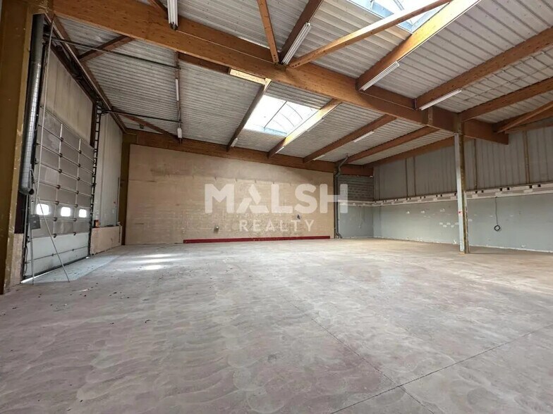 Bureau dans La Verpillière à louer - Photo intérieure – Image 3 sur 9