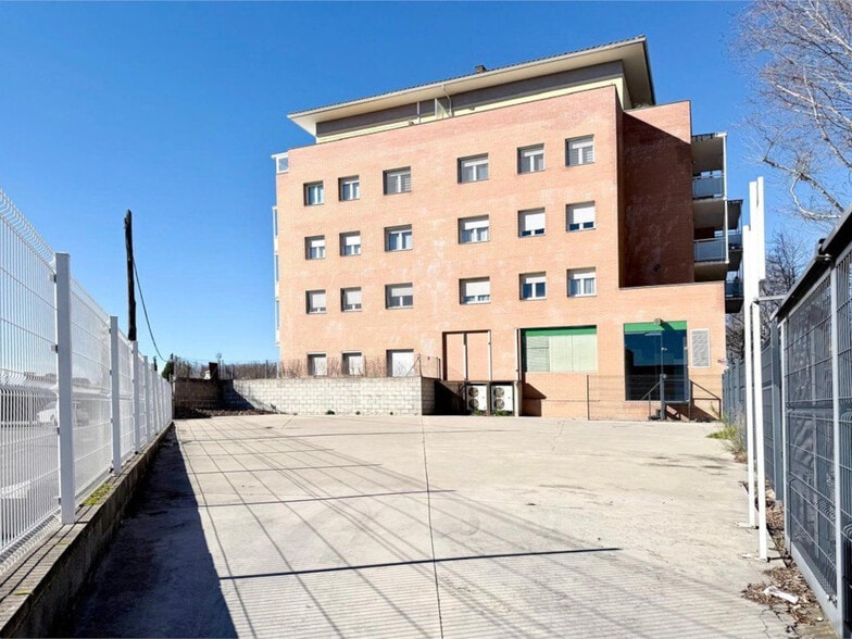 Immeuble residentiel dans Figueres, Gerona à vendre - Photo principale – Image 1 sur 3