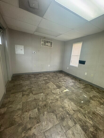 429 Hollandey St, Kenner, LA à louer - Photo de l’immeuble – Image 3 sur 8